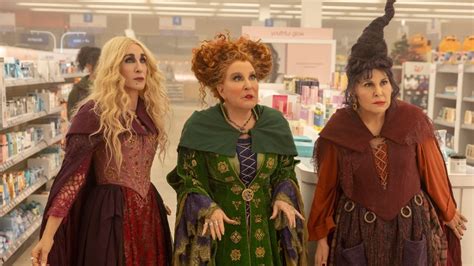 Hocus Pocus 2 viewers say same thing about new Disney sequel .